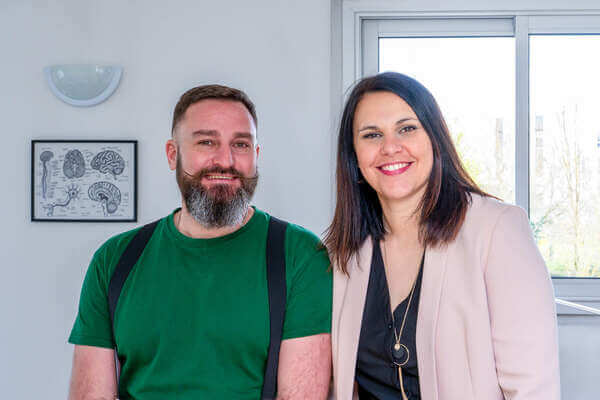 Michael et Flora Cardot, formateurs de la méthode MFC pour le sevrage au laser