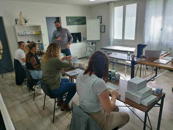 Formation professionnelle au laser anti-addictions MFC